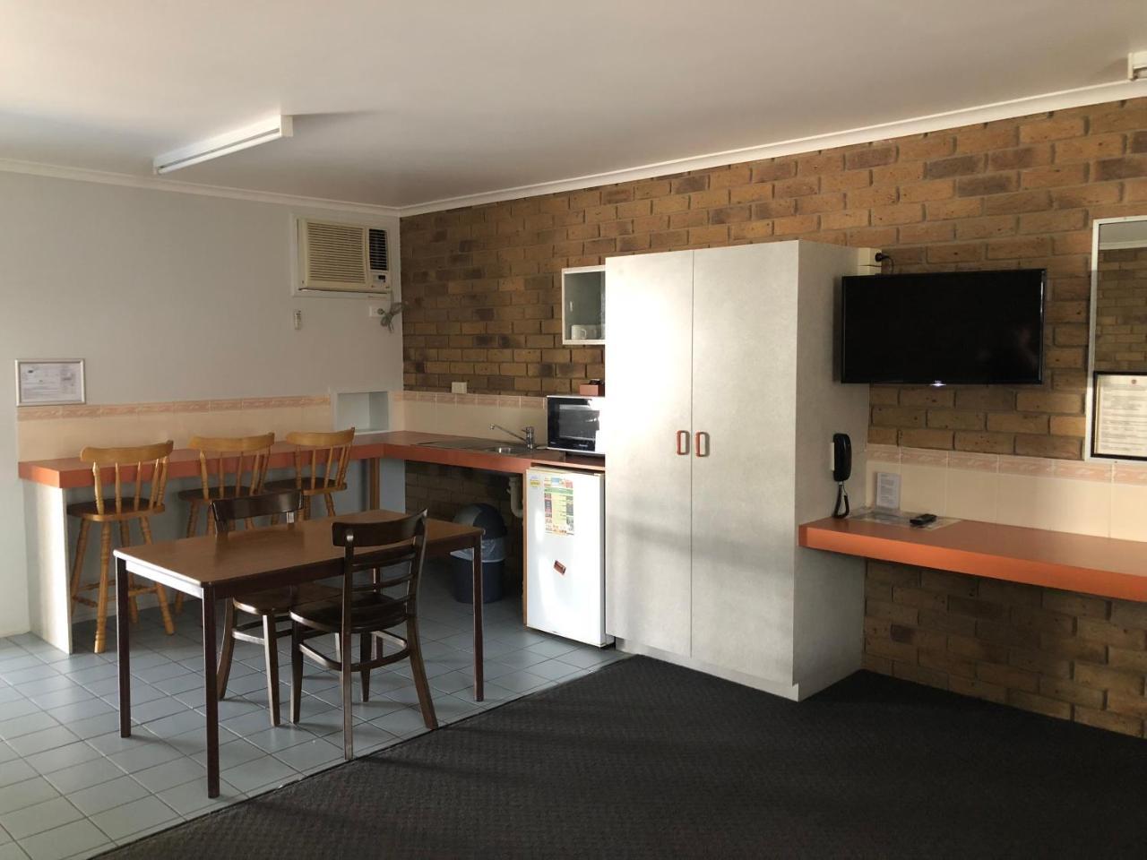 True Blue Motor Inn Rockhampton Exterior foto