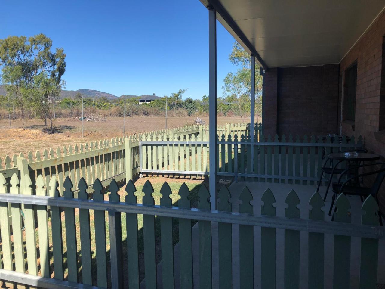 True Blue Motor Inn Rockhampton Exterior foto